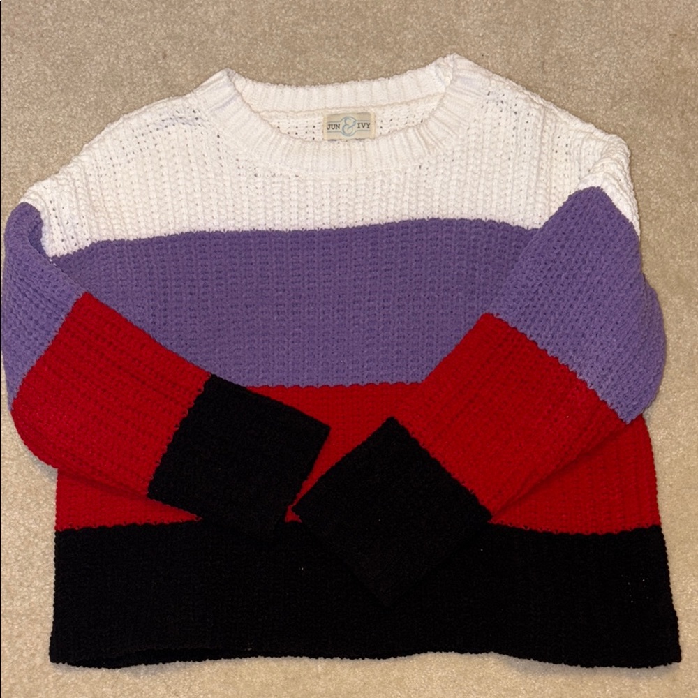 Color Block Crew Neck Sweater in White and Purple